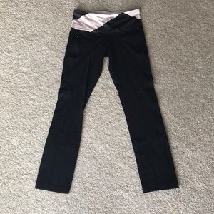 LULULEMON Crop Straight Pants